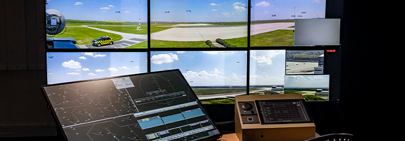 Indra y SANS desplegarán en Arabia Saudí la primera torre virtual de control aéreo de Oriente Medio